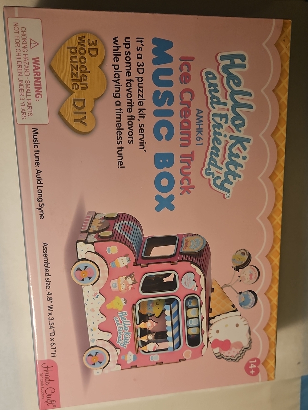 Hands Craft-Hello Kitty & Friends Ice Cream Truck Music Box